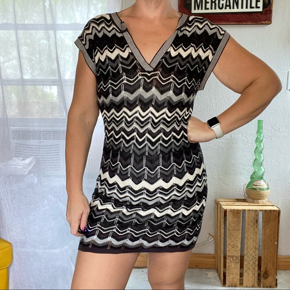 BCBGMaxazria Black & Cream Knit Pattern Mini Dress Fully Lined Size XSmall - Picture 5 of 14